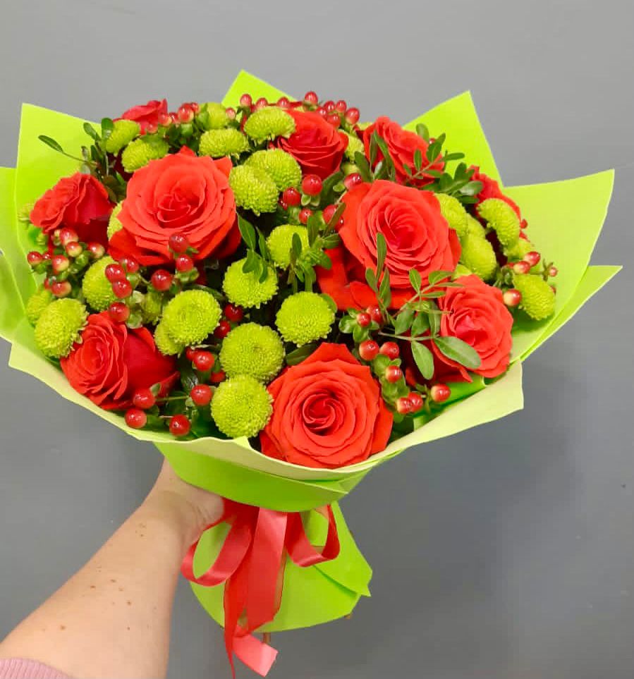 Букет цветов из: Хризантемы и Розы в Мельчевке