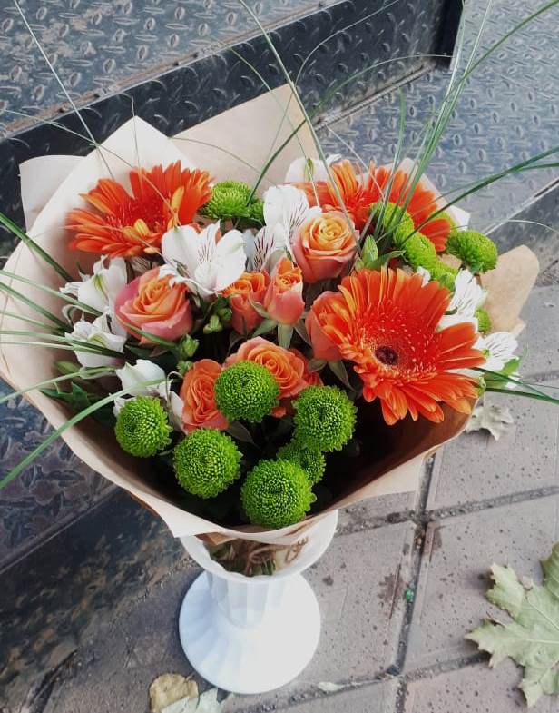 Букет цветов из: Герберы, Хризантемы, Альстромерии и Розы в Мельчевке