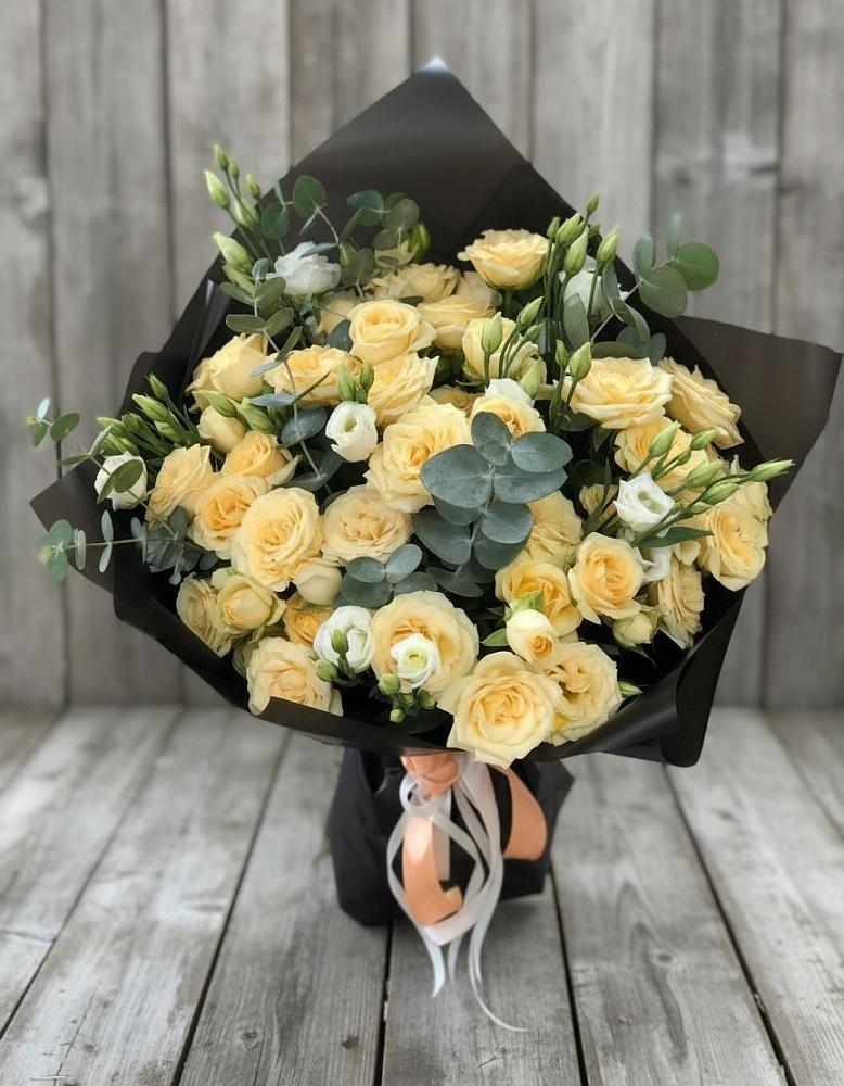 Букет цветов из: Розы и Лизиантусы в Мельчевке