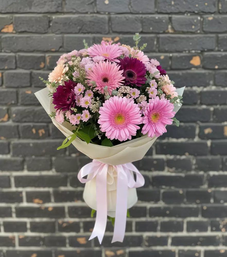 Букет цветов из: Герберы и Хризантемы в Мельчевке