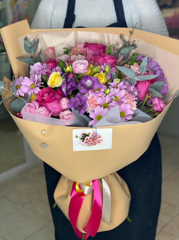 Букет цветов из: Хризантемы, Гвоздики и Альстромерии в Мельчевке