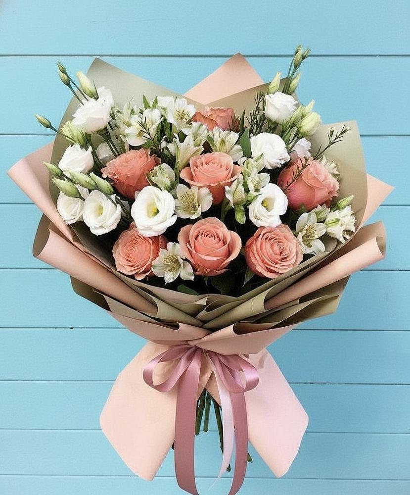Букет цветов из: Розы, Альстромерии и Лизиантусы в Мельчевке