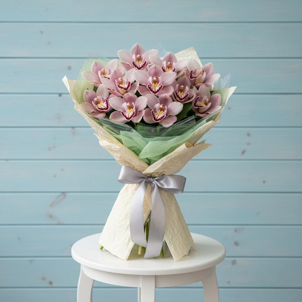 Букет цветов из: Орхидеи и Розы в Мельчевке