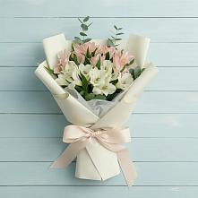 Букет цветов из:  Альстромерии #REPLACE_PRED# Мельчевке