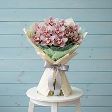 Букет цветов из:  Орхидеи и Розы в Мельчевке