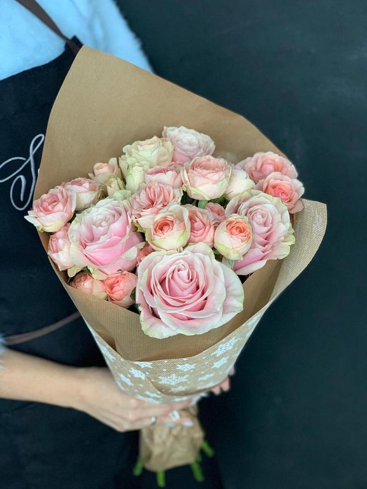 Букет цветов из: Хризантемы и Розы в Мельчевке