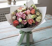 Букет цветов из:  Розы, Лизиантусы и Гвоздики в Мельчевке