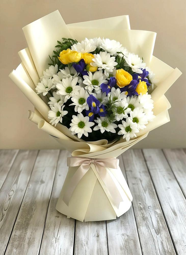 Букет цветов из: Ирисы, Хризантемы и Розы в Мельчевке