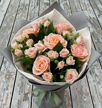 Букет цветов из:  Розы #REPLACE_PRED# Мельчевке