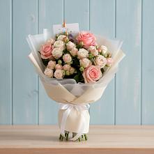 Букет цветов из:  Розы #REPLACE_PRED# Мельчевке