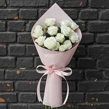 Букет цветов из:  Розы #REPLACE_PRED# Мельчевке